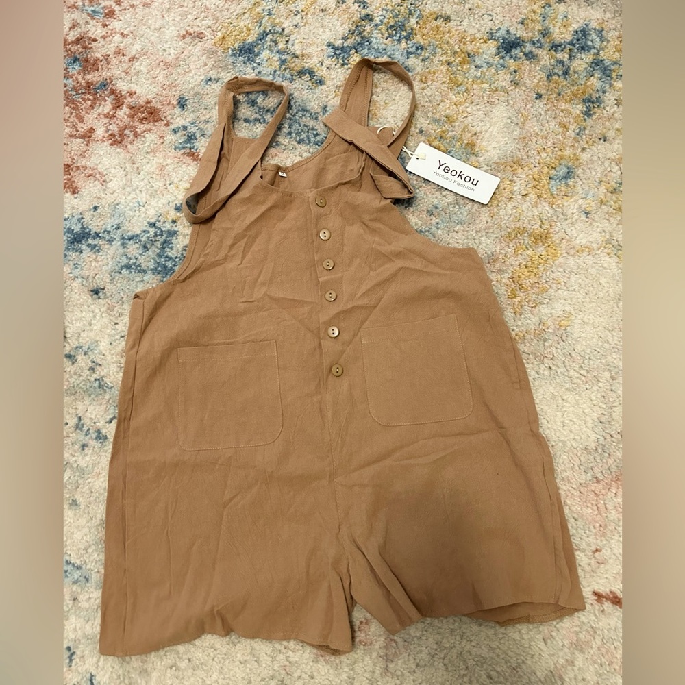 Brown shoulder tie cloth overalls, good for maternity or not, never worn. in bag